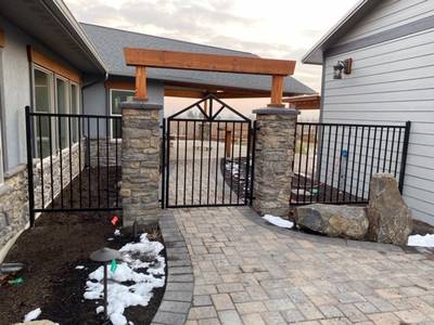 Breezeway Gate