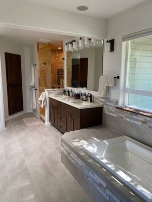 Travertine tile shower