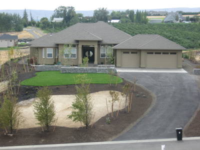 Scaled front entry