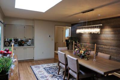 Dinning room Shiplap feature wall